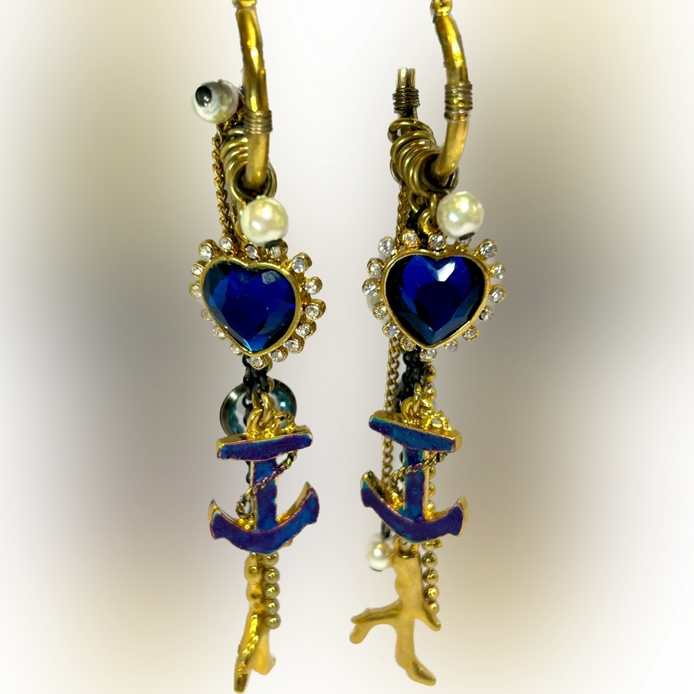 Betsey Johnson anchor hearts multi dangle earrings